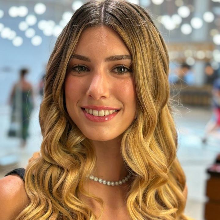 Mannequin du défilé printemps à la valentine