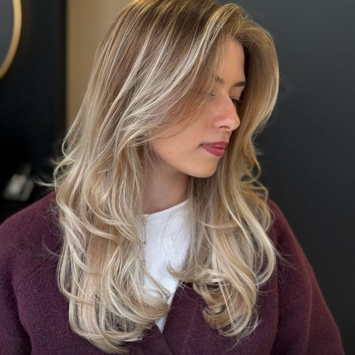 Contrast avec contouring