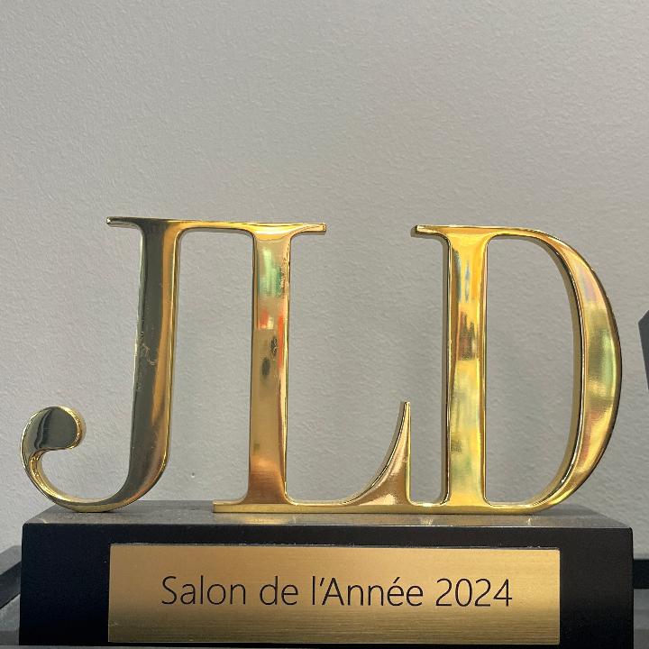 Salon récompensé d'un trophée