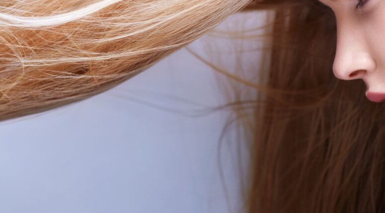 10 astuces pour éviter les nœuds dans les cheveux : Femme Actuelle